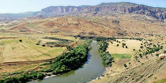انجام مطالعات تعیین حد حریم یک هزار و ۲۰۰ کیلومتر از رودخانه‌های کردستان