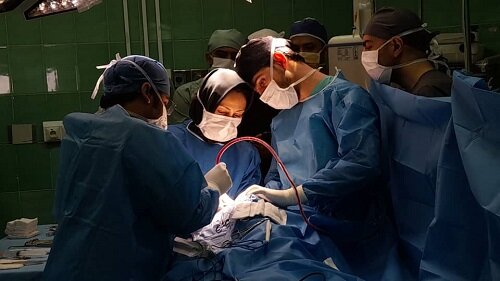 نخستین عمل جراحی اپی لپسی (صرع) در دانشگاه علوم پزشکی مشهد با موفقیت انجام شد