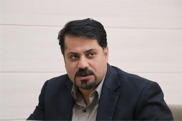 با زبان فرهنگ و هنر خاطرات دوران انقلاب را زنده می کنیم با زبان فرهنگ و هنر خاطرات دوران انقلاب را زنده می کنیم