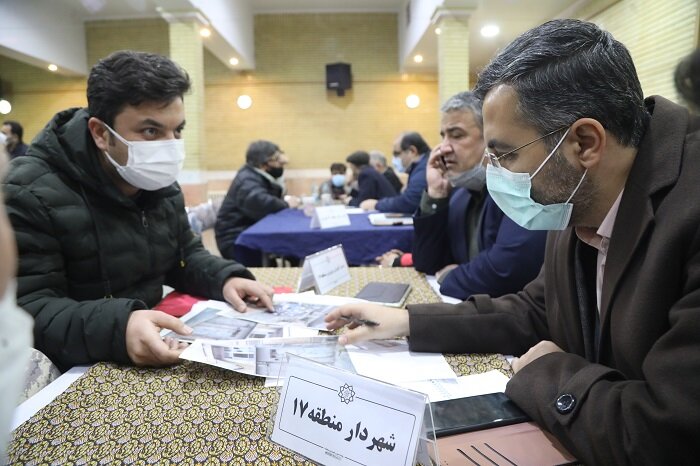 میز خدمت مسئولان در مسجد جامع ابوذر