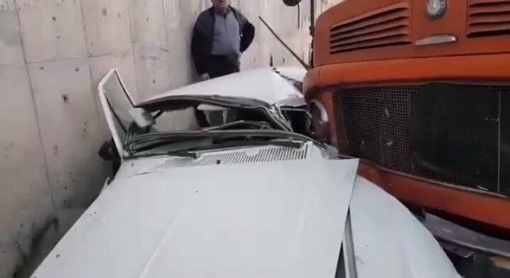 تصادف زنجیرهای در محور سوادکوه با ۸ مصدوم تصادف زنجیرهای در محور سوادکوه با ۸ مصدوم