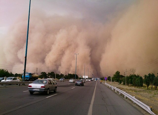 ناسالم بودن شاخص کیفی هوا در برخی شهرهای استان کرمان به علت گرد و غبار