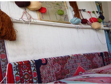 پیشرفت در تولید فرش دستباف توسط مددجویان کمیته امداد کرمان