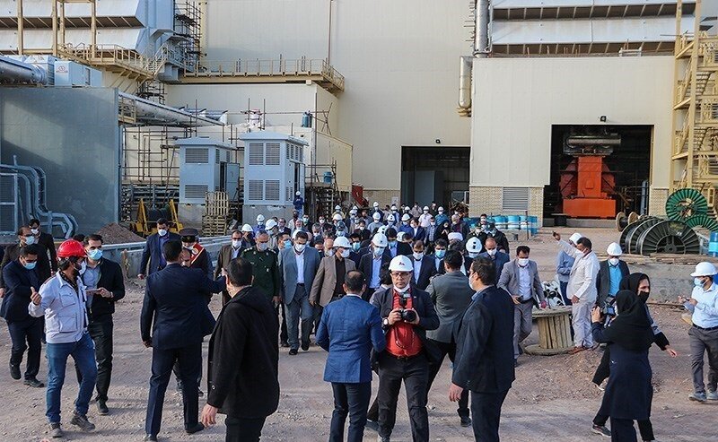 سفر وزیر نیرو به استان کرمان و رهاوردهای این سفر