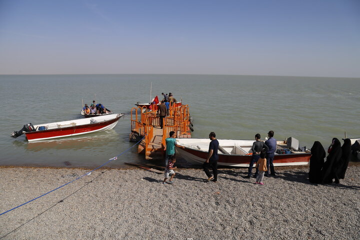 بازدید ۱۰۰ هزار مسافر از سواحل تحت حفاظت بندر امیرآباد