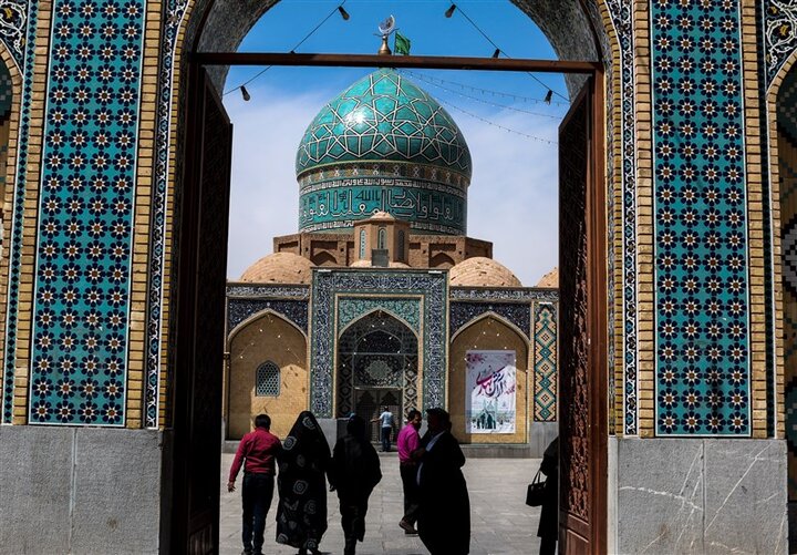 استقبال مسافرین نوروزی از اماکن متبرکه کرمان