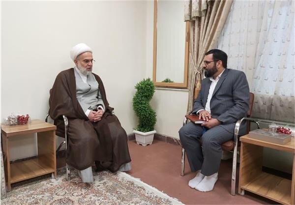 بهبود وضعیت فعالان عرصه فرهنگ و هنر کردستان در اولویت قرار گیرد