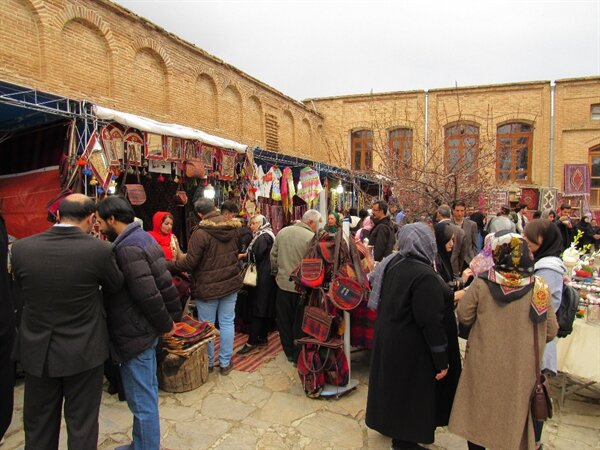 رشد چشم‌گیر فروش صنایع‌دستی کردستان در ایام نوروز
