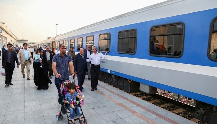 راه‌اندازی قطار مسافری از مبدا سمنان، دامغان و شاهرود به مقصد مشهد مقدس