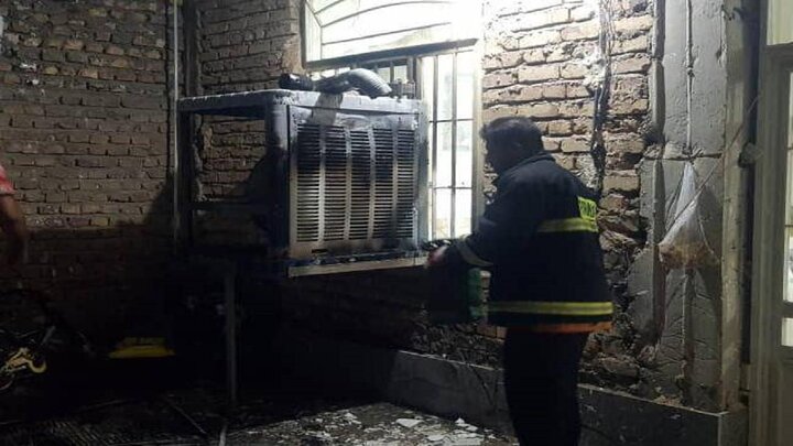 جلوگیری از حریق یک منزل مسکونی توسط آتش نشانان کرمان