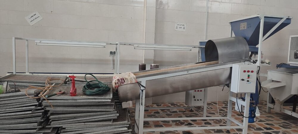 بازدید فرماندار منوجان از کارخانه فراوری و بسته بندی محصولات کشاورزی روستای بن هور