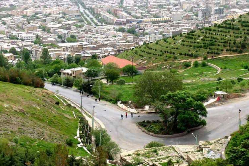  در روز جهانی زمین پاک، کوه آبیدر سنندج پاکسازی می شود