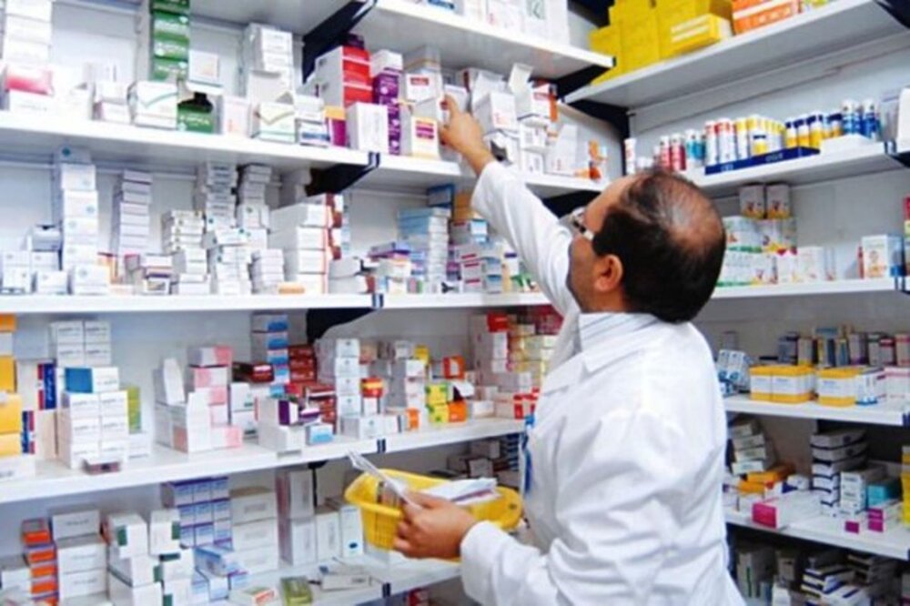 پذیرش بیش از 34 هزار نسخه در داروخانه های هلال احمر تهران و کیش
