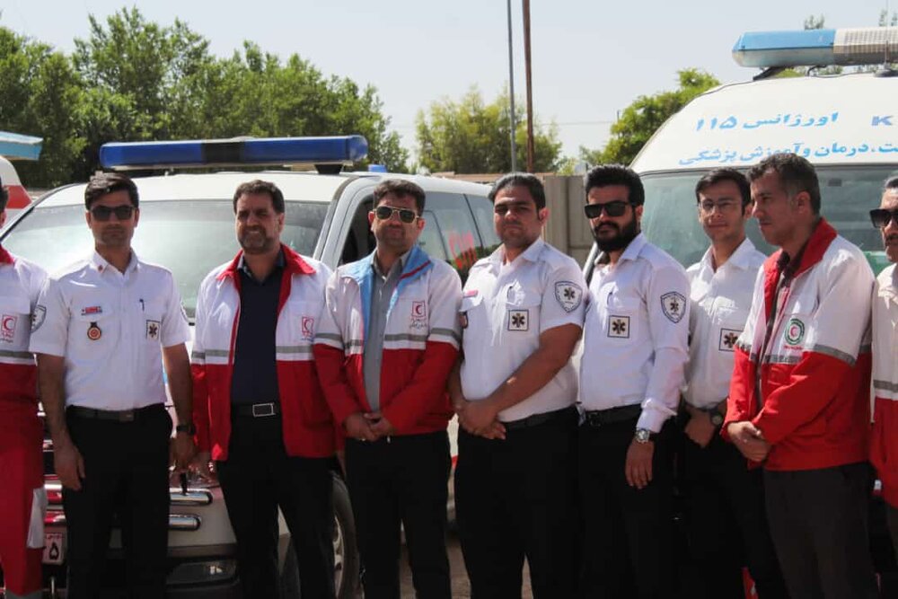 شرکت اعضاء جوانان جمعیت هلال احمر سیرجان در پویش اهداء خون