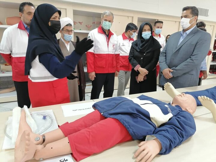 دکتر نامدار: دوره‌های ویژه کادر درمانی با گرایش امدادونجات در کرمان اجرا می‌شود