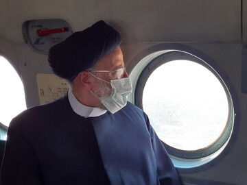 بازدید هوایی رئیس جمهور از روند احیای دریاچه ارومیه