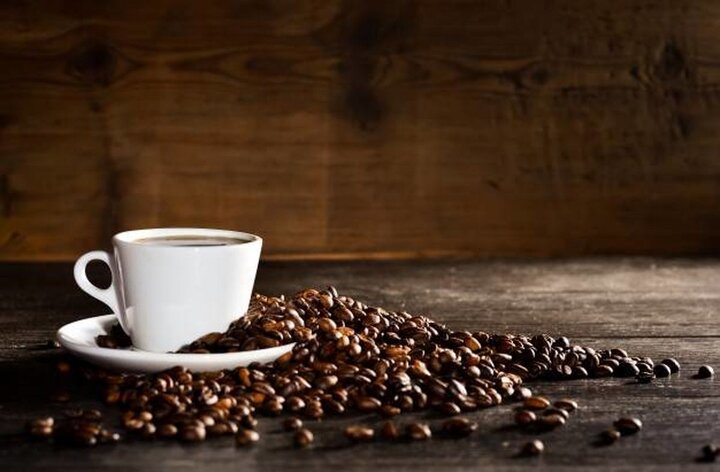 آیا نوشیدن قهوه بر فشار خون تاثیر می گذارد؟