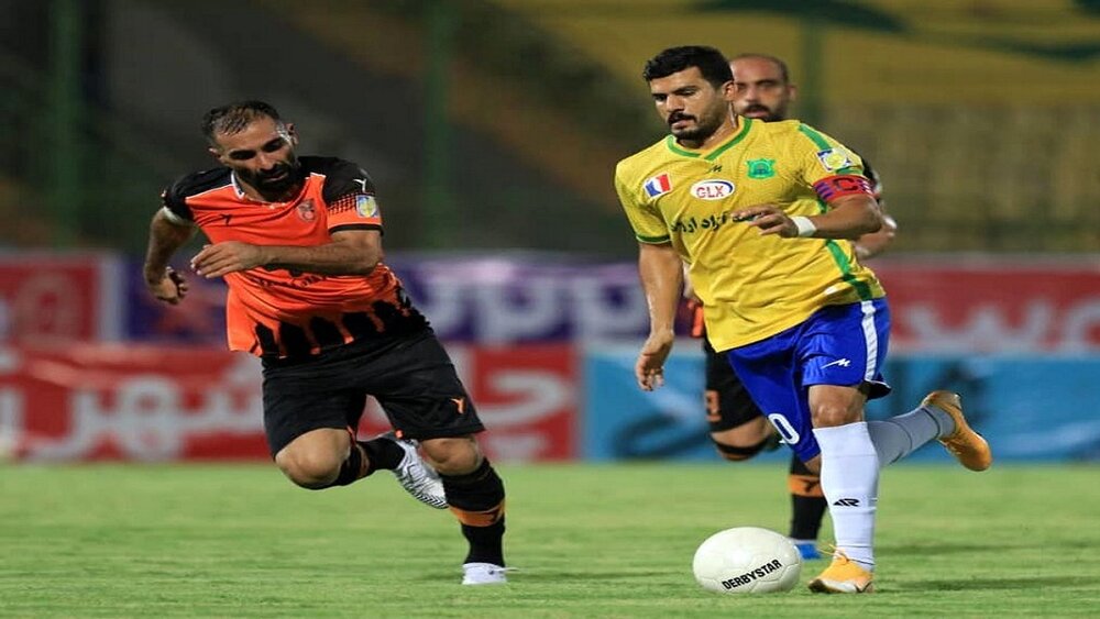 برد شیرین نمایندگان فوتبال استان کرمان برابر صنعت نفتی ها