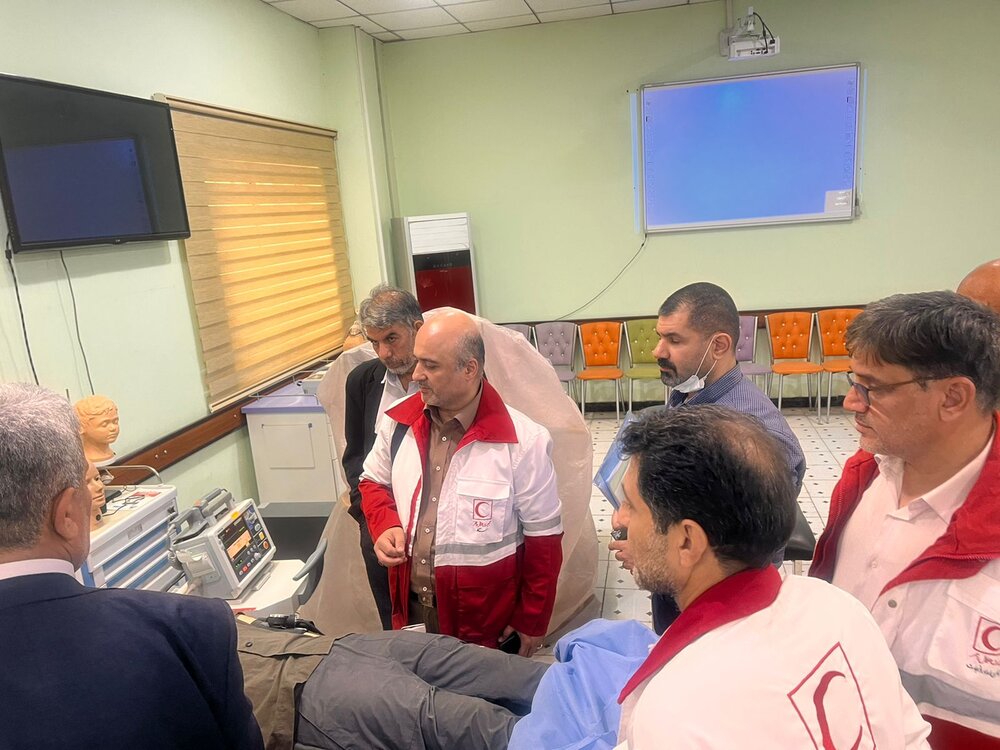 دیدار معاون مرکزپزشکی حج وزیارت هلال احمر با رئیس اورژانس عراق
