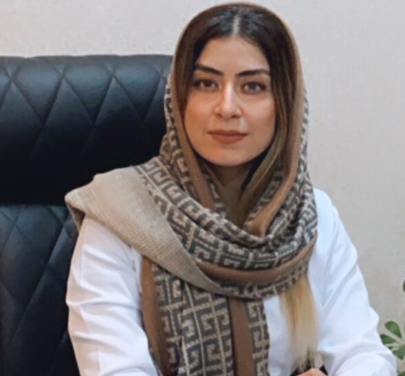 دکتر فائزه نعلچی  
