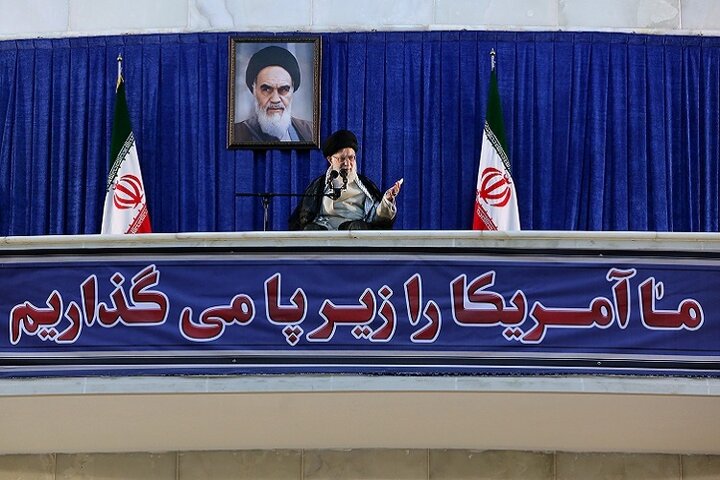 آغاز سخنرانی رهبر معظم انقلاب در مراسم سالگرد ارتحال امام خمینی(ره)