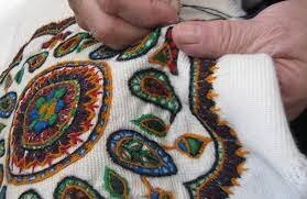 فراخوان اولین رویداد ملی کارآفرینی هنر پته‌ دوزی در سیرجان