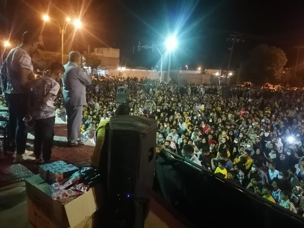 جشن بزرگ میلاد نور در شهرستان بافت برگزار شد