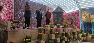 جشنواره گل محمدی لاله زار
