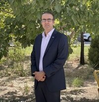 مردان با بالا رفتن سن به متخصص اورولوژی مراجعه کنند