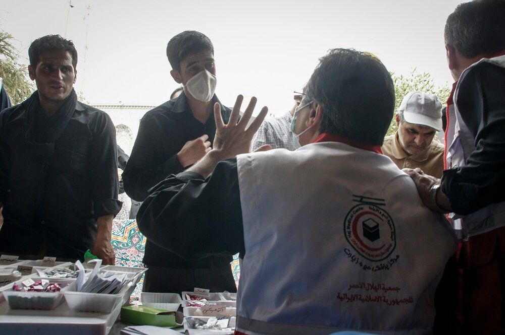 تلاش هلال‌احمر برای ارائه بهترین خدمات امدادی به زائران در ایام اربعین حسینی
