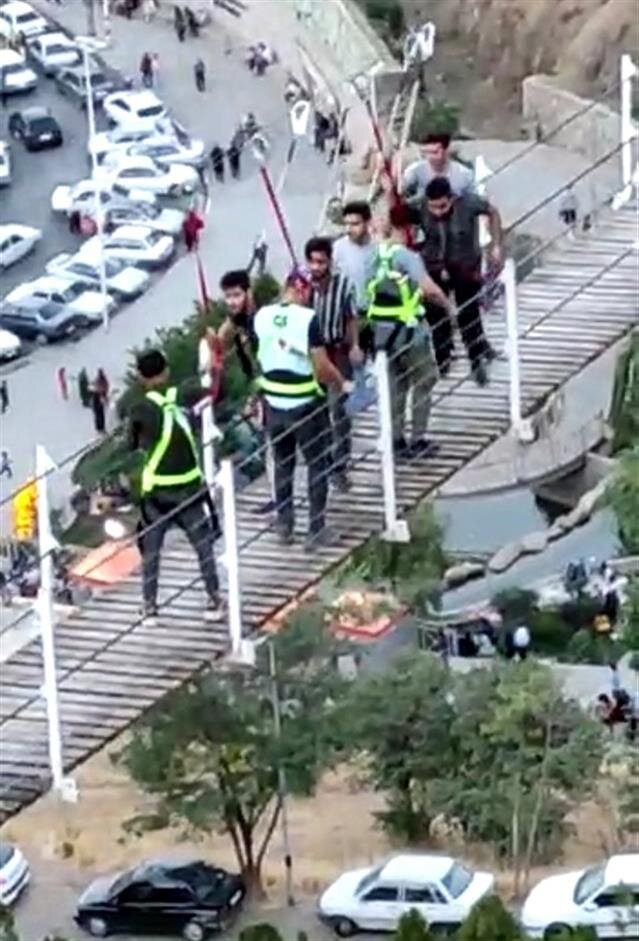 ابراز پشیمانی شهروند جوانرودی از حرکت خطرآفرین روی پل معلق  آبیدر