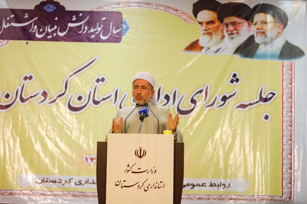 مدیران کل ادارات کردستان مشاور روحانی اهل سنت منصوب کنند