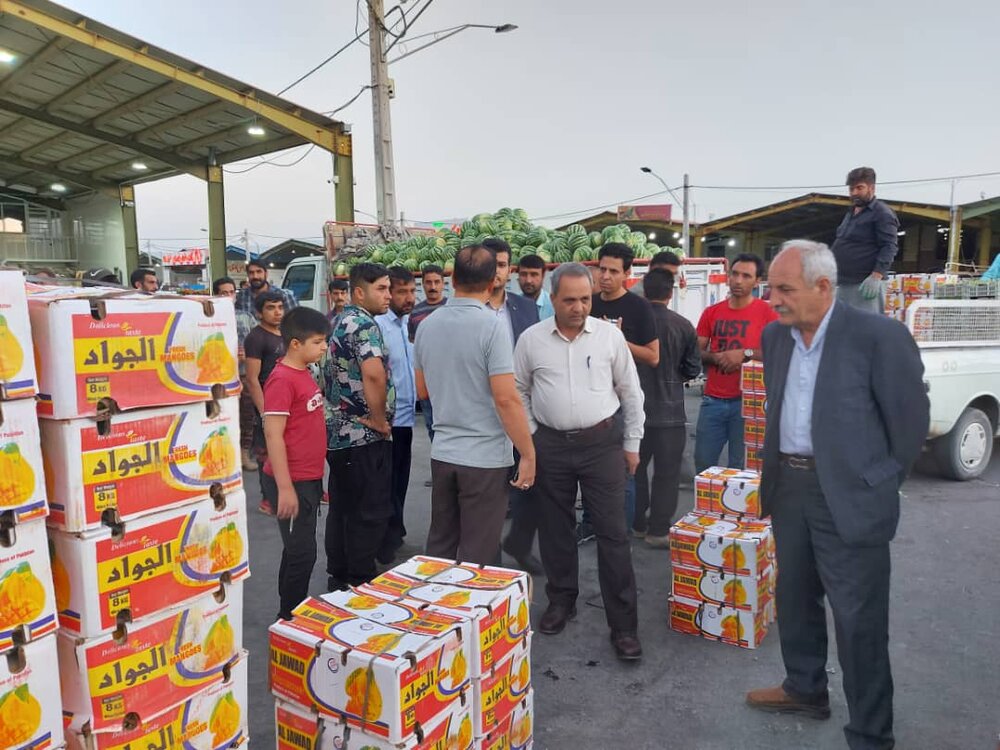 با اخلالگران نظم بازار میوه و تره بار برخورد می شود