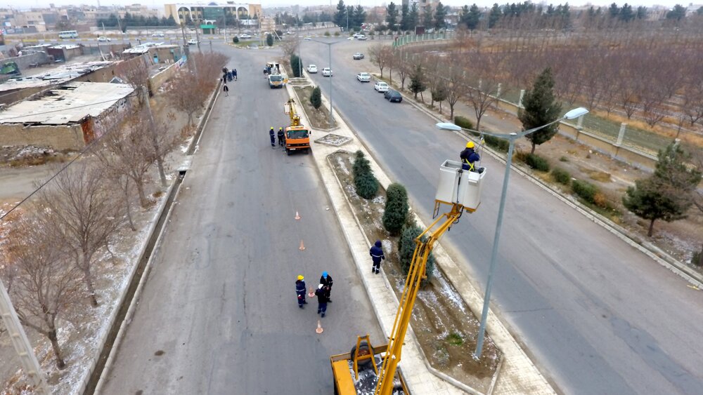 بهسازی کامل روشنایی معابر ورودی شهر سریش آباد