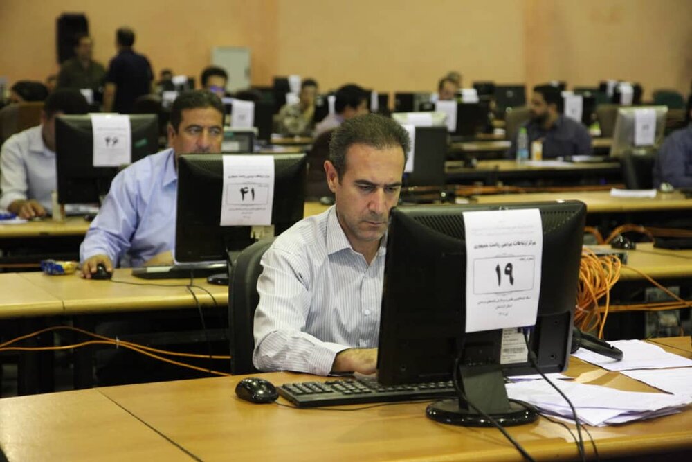 ۲۹ میز خدمت در دستگاههای اجرایی پای درخواست‌های شهروندان کردستانی