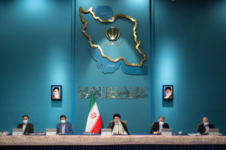 هیچ کس حق ندارد با زبان زور با ملت ایران سخن بگوید