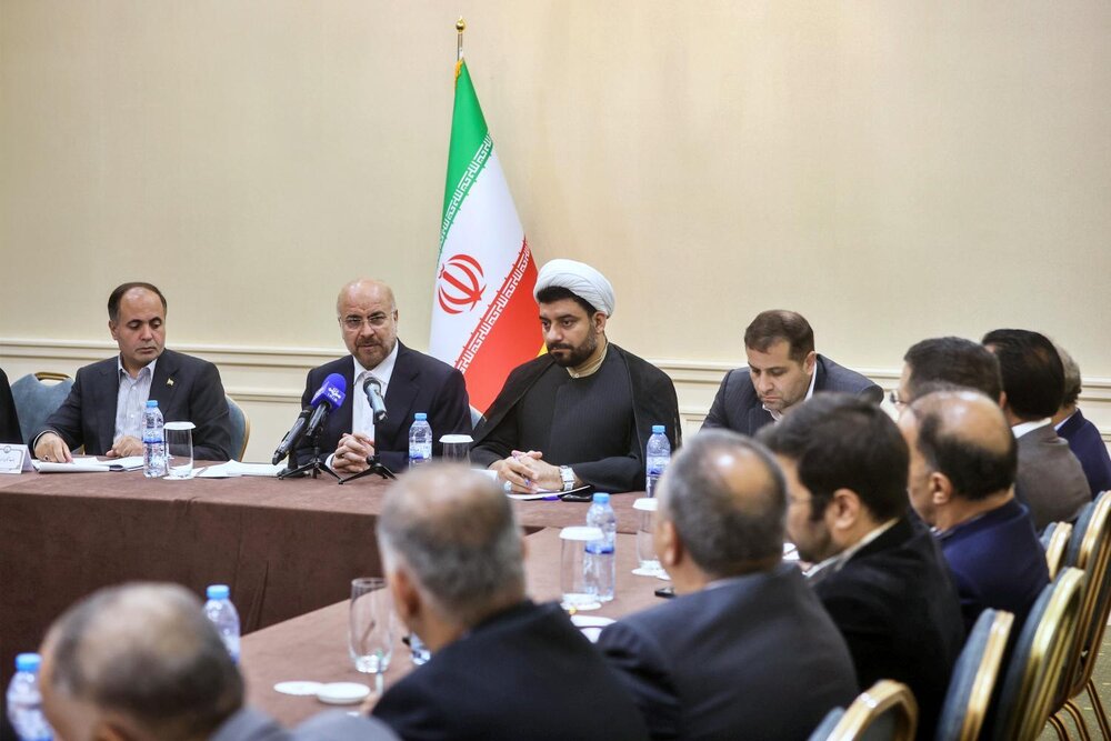 در برنامه هفتم توسعه به دنبال افزایش تبادلات با کشورهای منطقه هستیم