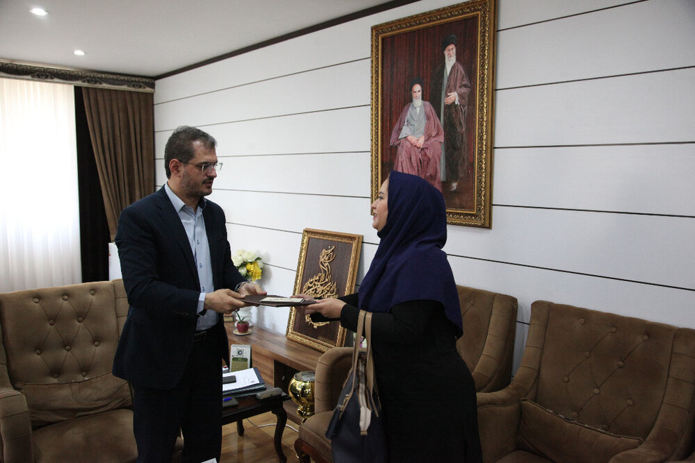 استفاده از ظرفیت نخبگان شاغل در ادارات کردستان