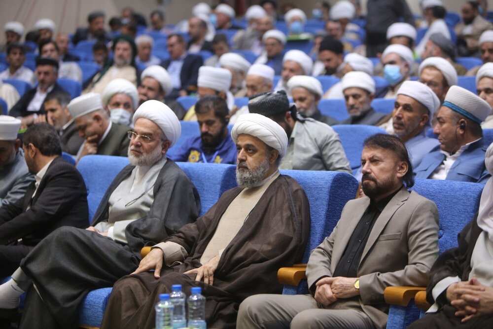 بیانیه اولین اجلاسیه منطقه ای وحدت اسلامی در سنندج قرائت شد
