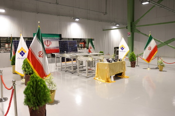 افتتاح بزرگترین خط تولید پنل‌های خورشیدی کشور در خمین