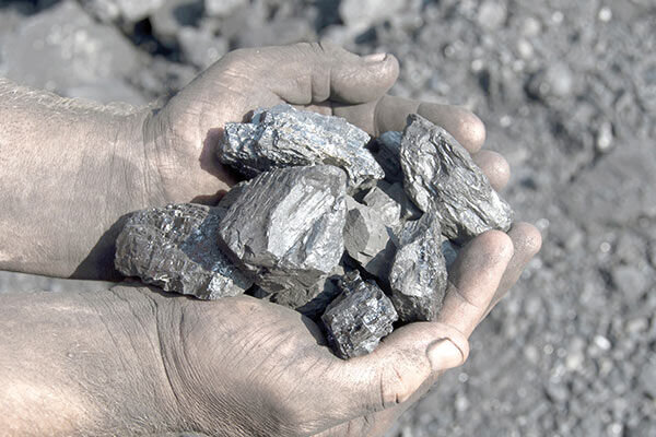 گره گشایی قضایی از ۳ معدن در جنوب استان کرمان