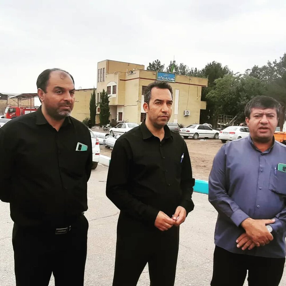 تخریب و آبگرفتگی منازل مسکونی بخش زیدآباد سیرجان و اسکان مردم در مساجد /تمامی مسئولین و نیروهای دولتی و مردمی در حال خدمت رسانی می باشند