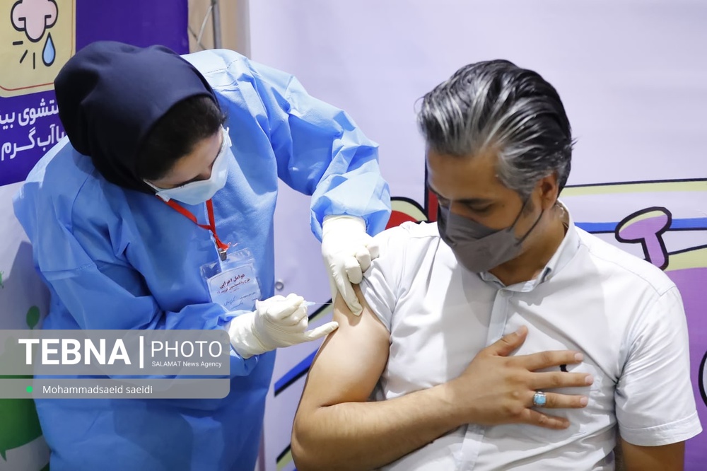  تزریق حدود 7 هزار  دُز واکسن آنفلوآنزا به گروه‌های هدف در مناطق زیر پوشش دانشگاه علوم پزشکی مشهد
