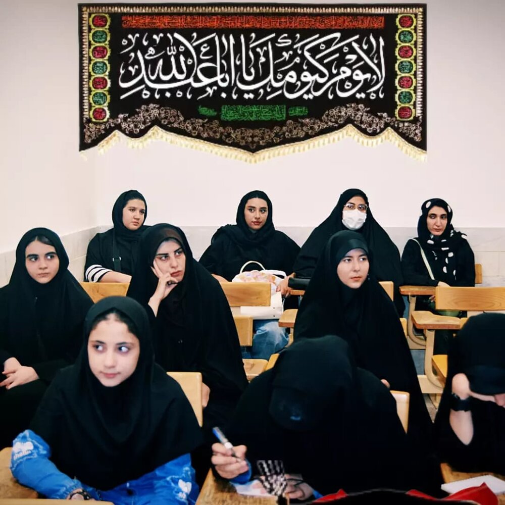 حسینیهای با رنگ و بوی کودکانه و نوجوانانه در زنجان