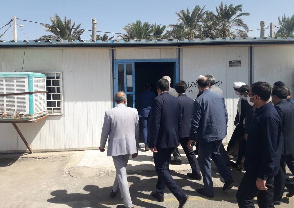 تبدیل کلاس های کانکسی به مدارس ایمن در بم