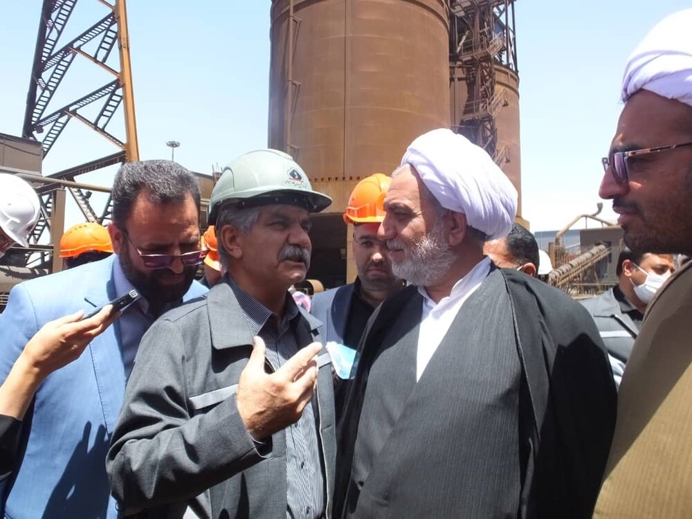 تعدد مجتمع های معدنی و صنعتی در سیرجان نمونه است