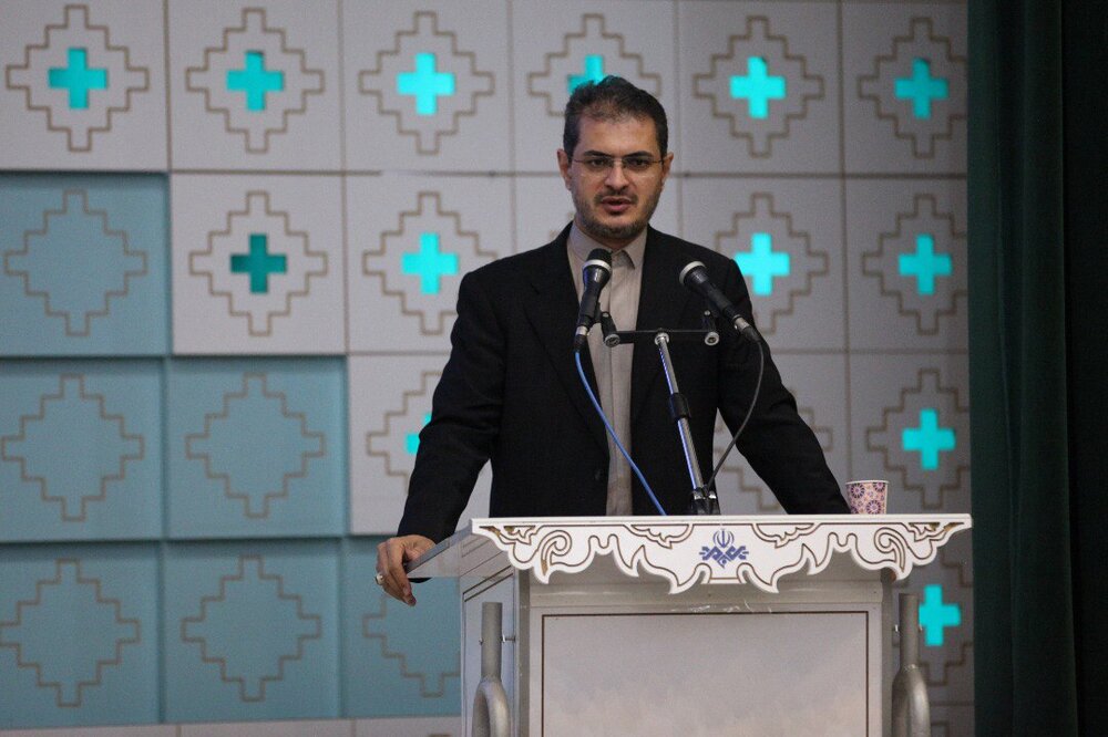 ضرورت ایجاد اتاق شیشه ای در رسانه ملی برای نقد عملکرد مدیران ادارات کردستان