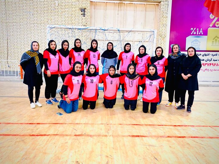 برگزاری مسابقات فوتسال دختران جام شهدای مدافع حرم در لامرد