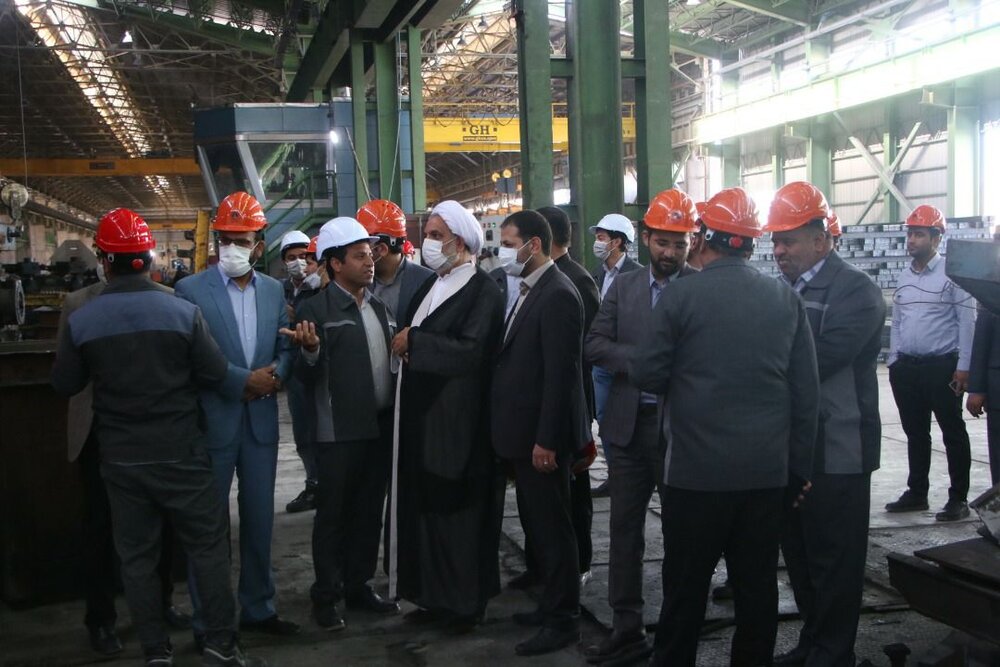 جلوگیری از بیکاری ۲۱ هزار نیروی متخصص و کارگر در استان کرمان