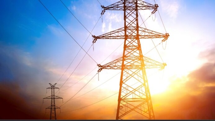 مصرف برق صنایع مازندران نزدیک به ۲۰۰ مگاوات است/ اصلاح و بهسازی وضعیت سیم‌های برق ۴۰۰ روستا در استان